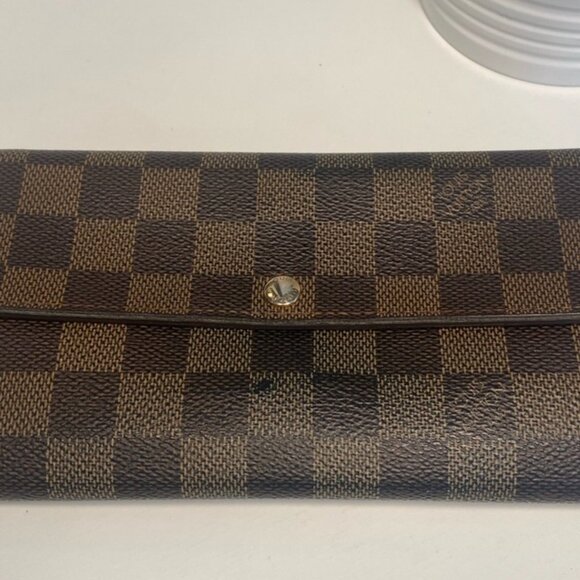 ⭐️Louis Vuitton Damier Ebene Sarah Wallet - Picture 6 of 12